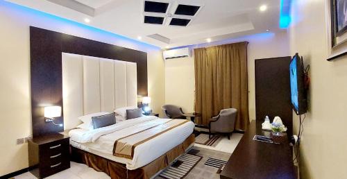 Sharurah Hotel | Relaxing Escape at Address Sharurah Hotel with Spa & Dining