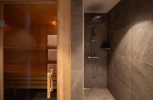 Fieberbrunn Hotel | Experience ADEA Lifestyle Suites: Pool, Spa & Family-Friendly