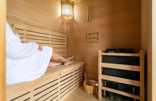 Madalena House | Relax at Adega da Quinta - Casa da Ioio with Ocean Views