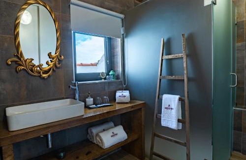 Miranda do Douro House | Kid-Friendly Retreat at Adega do Balé - 4 Star, Rated 9/10
