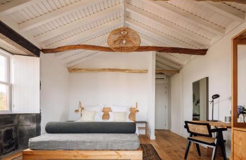 Sao Roque do Pico Villa | Relax at Adega do Fogo: Pool, Hot Tub & Family Friendly