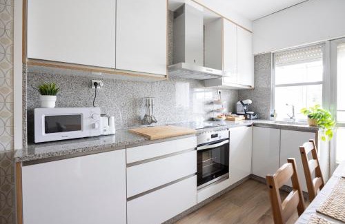 A Estrada Apartment | Discover Adeinés Viviendas: Family-Friendly Retreat with 9.4 Rating