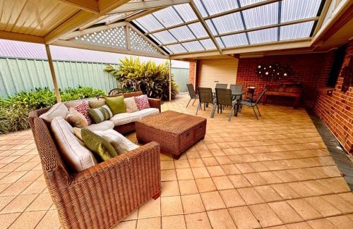 Nairne House | Family-Friendly Adelaide Hills Home Near Hahndorf & Mt Barker