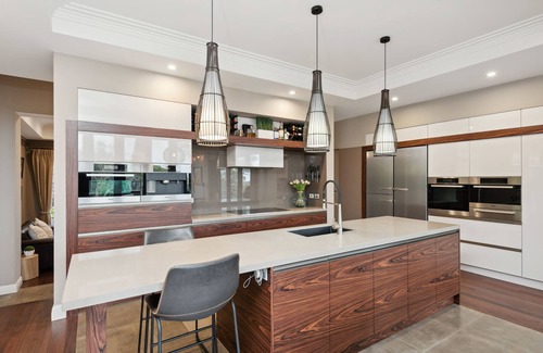 Upper Sturt House | Adelaide Hills Luxury With Pool Near Stirling