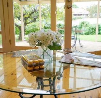 Everard Park House | Stylish Adelaide Accommodation: Beach Access & Free Parking