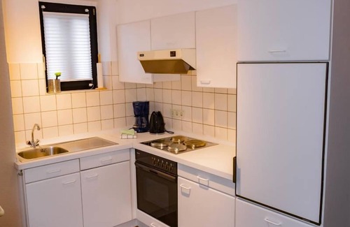 Huede Apartment | Cozy Adele Ground Floor Apartment: Ideal for Families