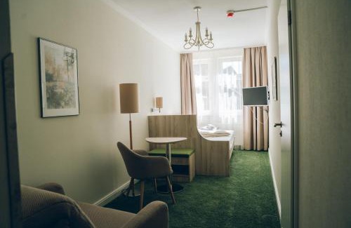 Quedlinburg Hotel | Adelheid Hotel garni: Guest Rated 9/10 with Family Amenities