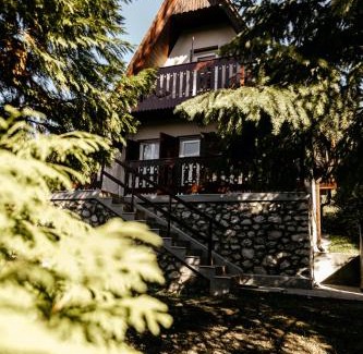Miskolc-Tapolca House | Adeline Apartman