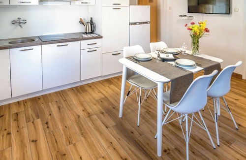 Postojna Apartment | Adelsberg Inn by Interhome
