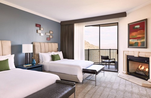 Phoenix Resort | Experience ADERO Scottsdale Resort with Pool and Spa