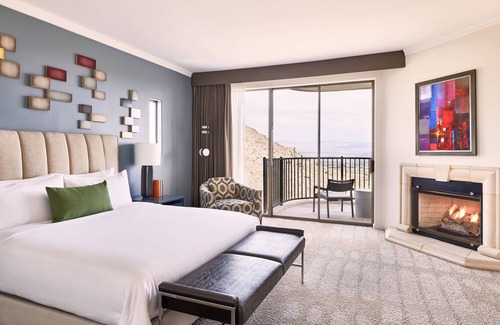 Phoenix Resort | Experience ADERO Scottsdale Resort with Pool and Spa