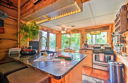 The Glen Cottage | Idyllic Adirondack Cottage Near Gore Mountain with Spa