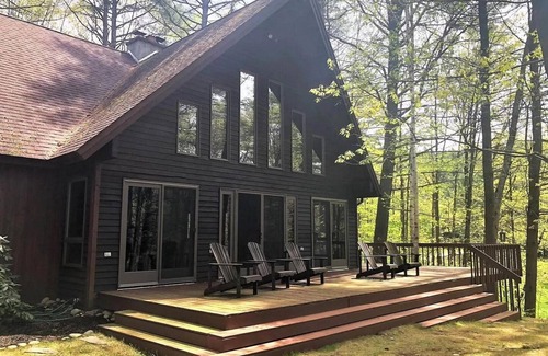 The Glen Ski Chalet | Explore River Rapture: Family-Friendly Getaway in Lake George