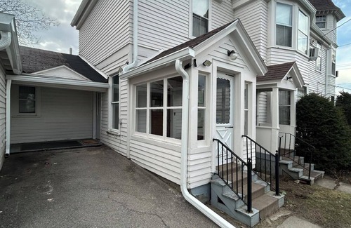 Gloversville Apartment | Inviting Adirondack Spirit: Family-Friendly Getaway with Kitchen