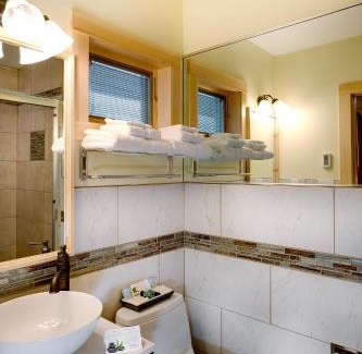 Wilmington Cabin | Discover Adirondack Spruce Lodge: 4-Star Family Retreat
