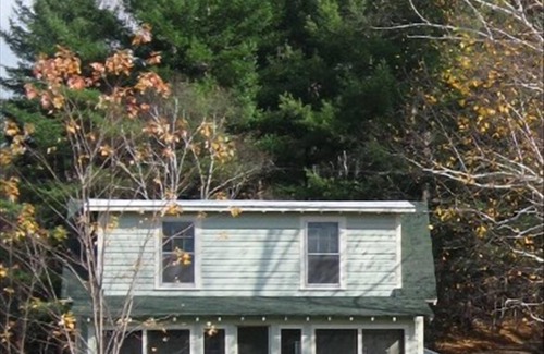 Keene House | Hill Top Bungalow in the Adirondacks - Pet Friendly Retreat