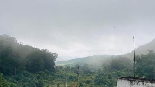 Chintapalle House | Family-Friendly Getaway at Aditya Residency with Kitchen