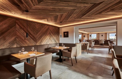 Haeusern Hotel | Discover ADLER HÄUSERN Gourmet & Spa Hotel: 4-Star Relaxation