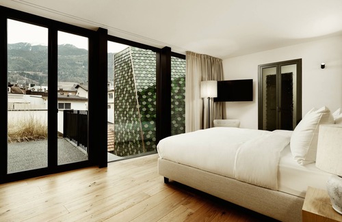 Bressanone Hotel | Experience the ADLER Historic Guesthouse: 4-Star Excellence