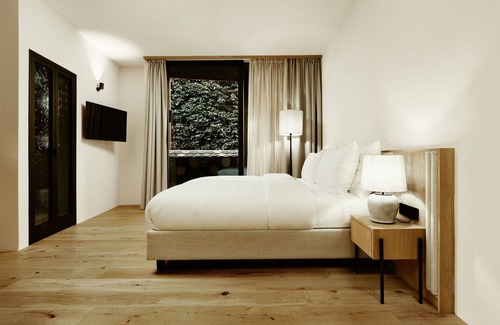 Bressanone Hotel | Experience the ADLER Historic Guesthouse: 4-Star Excellence