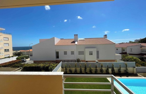 Cascais House | Guest Rated 10/10: Admiral House Estoril with Ocean View