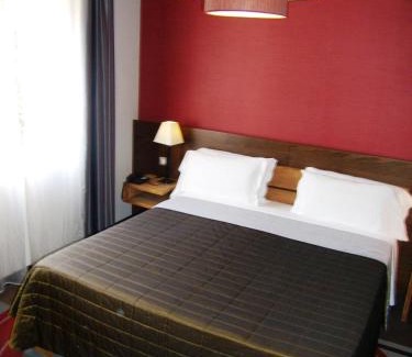 Calderino Hotel | Admiral Park Hotel: Pet-Friendly Retreat with Ocean Views