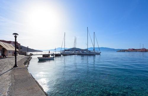 Halki Villa | Oceanfront Bliss at Admiral's House - Rated 10/10 by Guests