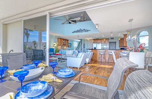 Siesta Key Condo | Admirals Watch | Ocean View with Heated Pool & Balcony