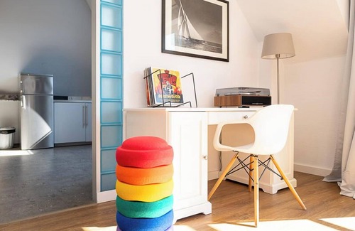 Warnemuende Apartment | Admiralskoje: Centrally Located Duplex Near the Beach