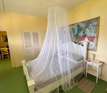 Mount Pleasant Bay Apartment | Admiralty View Ground Floor - Bequia
