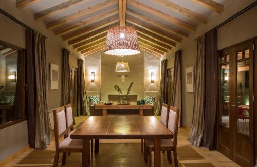 Cafayate House | Elegant Adobe Charm: 4-Star Stay with Prime Amenities