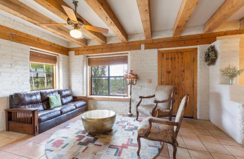 Alpine House | Discover Comfort at Adobe Vista: Pet & Child Friendly Stay