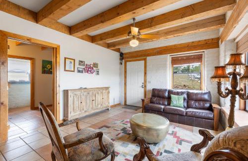 Alpine House | Discover Comfort at Adobe Vista: Pet & Child Friendly Stay