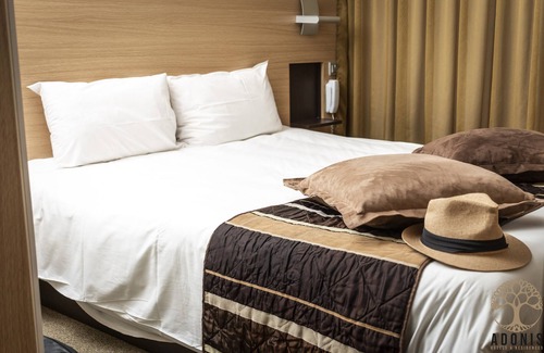 Gap Hotel | Discover Adonis Gapotel: Family-Friendly with Pool & Breakfast