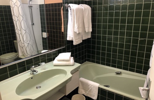 Saint-Priest Hotel | Budget-Friendly Stay at Adonis Lyon Est Hôtel Artys