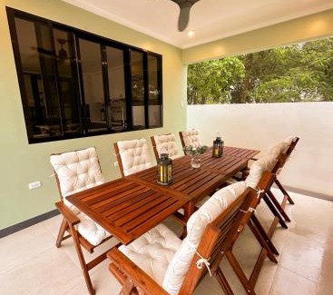 Coron Bed & Breakfast | Guest Rated 10/10 at Adora's Place - Family Room with Ocean Views