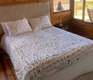 Kleinmond House | Cozy 2-Bedroom Oceanfront Getaway with Top Amenities