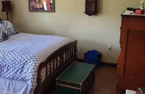 Butztown House | Adorable 2 BR, 2 BA in a secluded area. 2 Story townhome attached. NO Pets.
