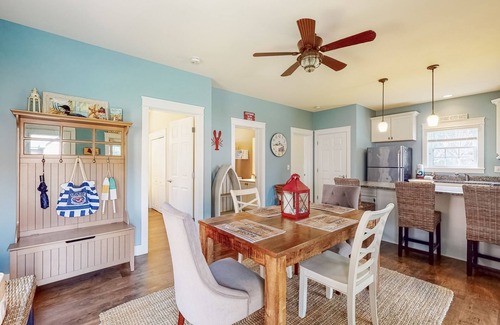 Wells Cottage | Coastal Retreat: Beach Access, Pool & Ocean View Awaits