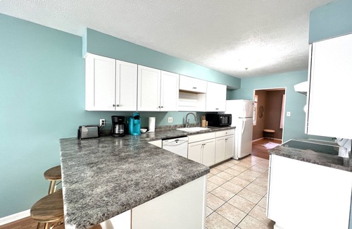 West Lafayette House | Charming 4Bd2Ba Cottage Near Purdue with Game Arcade!