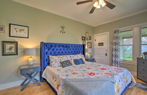 Seguin House | Charming Cottage Steps from Guadalupe River & Downtown