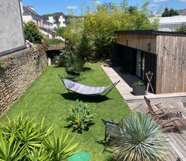 Vannes Ski Chalet | Peaceful Guest House Just Minutes from the Port