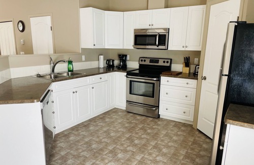 Dawson Creek House | Adorable House with 3 beds & 1.5 baths