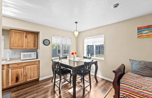 Cedar Ridge Cottage | Charming Country Cottage with Pool and Pet-Friendly Amenities
