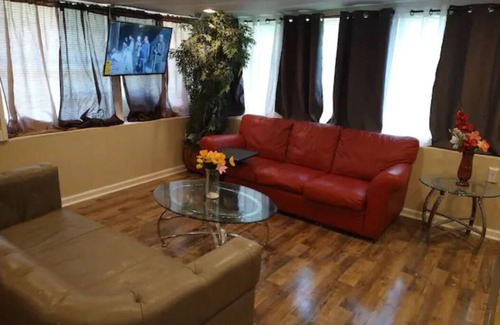 Dallas Apartment | Cozy Apartment with Private Entrance Near Downtown Dallas