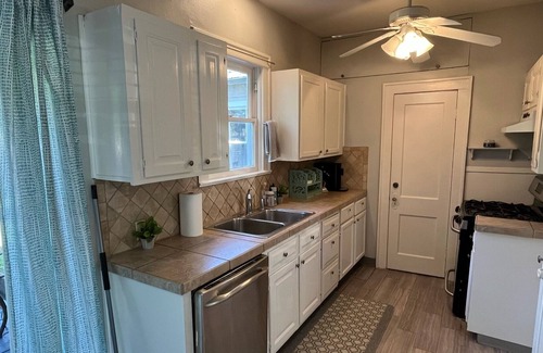 Barton Heights House | Adorable Zilker Bungalow