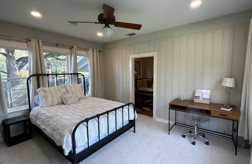 Barton Heights House | Adorable Zilker Bungalow