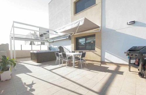 Orihuela Costa Apartment | Family-Friendly Retreat at Adosado Pink Ciñuelica
