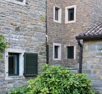 Marusici Bed & Breakfast | Discover ADQ Abbraccio della quercia - Guest Rated 9.7/10