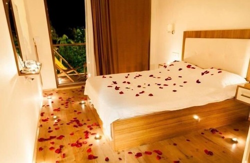 Adrasan Hotel | Adrasan Deniz Hotel: Family-Friendly Getaway by the Sea